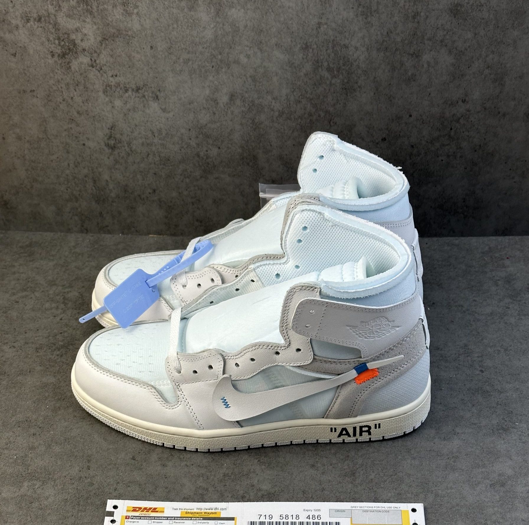 Jordan 1 Retro Off-Whites