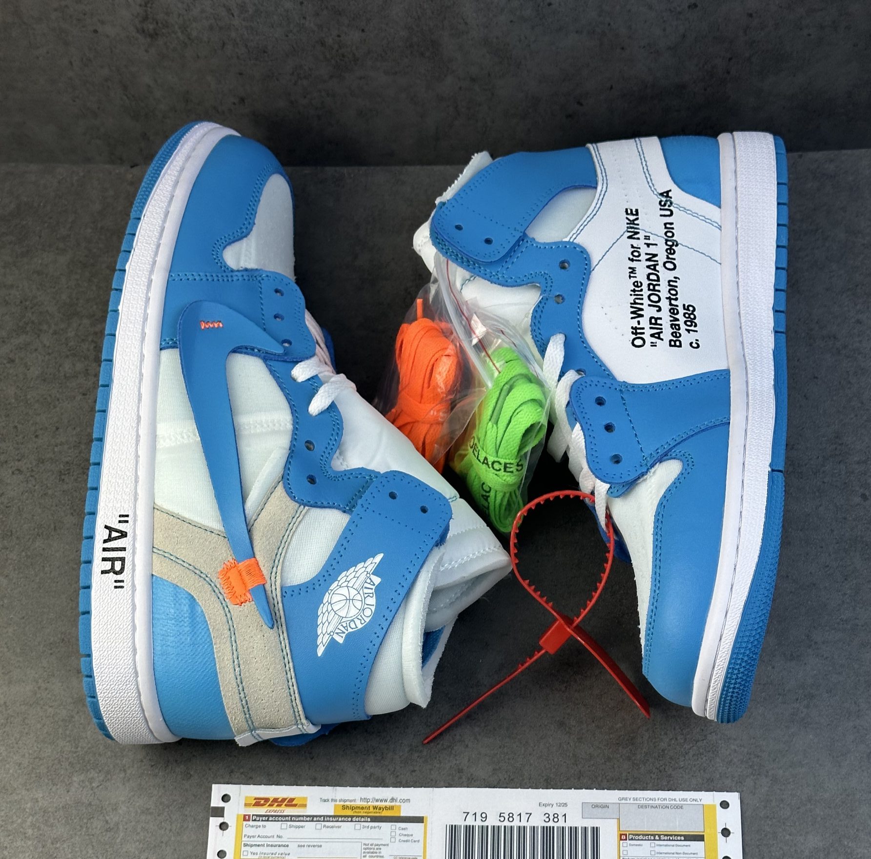 Jordan 1 Retro High Off-White University Blue
