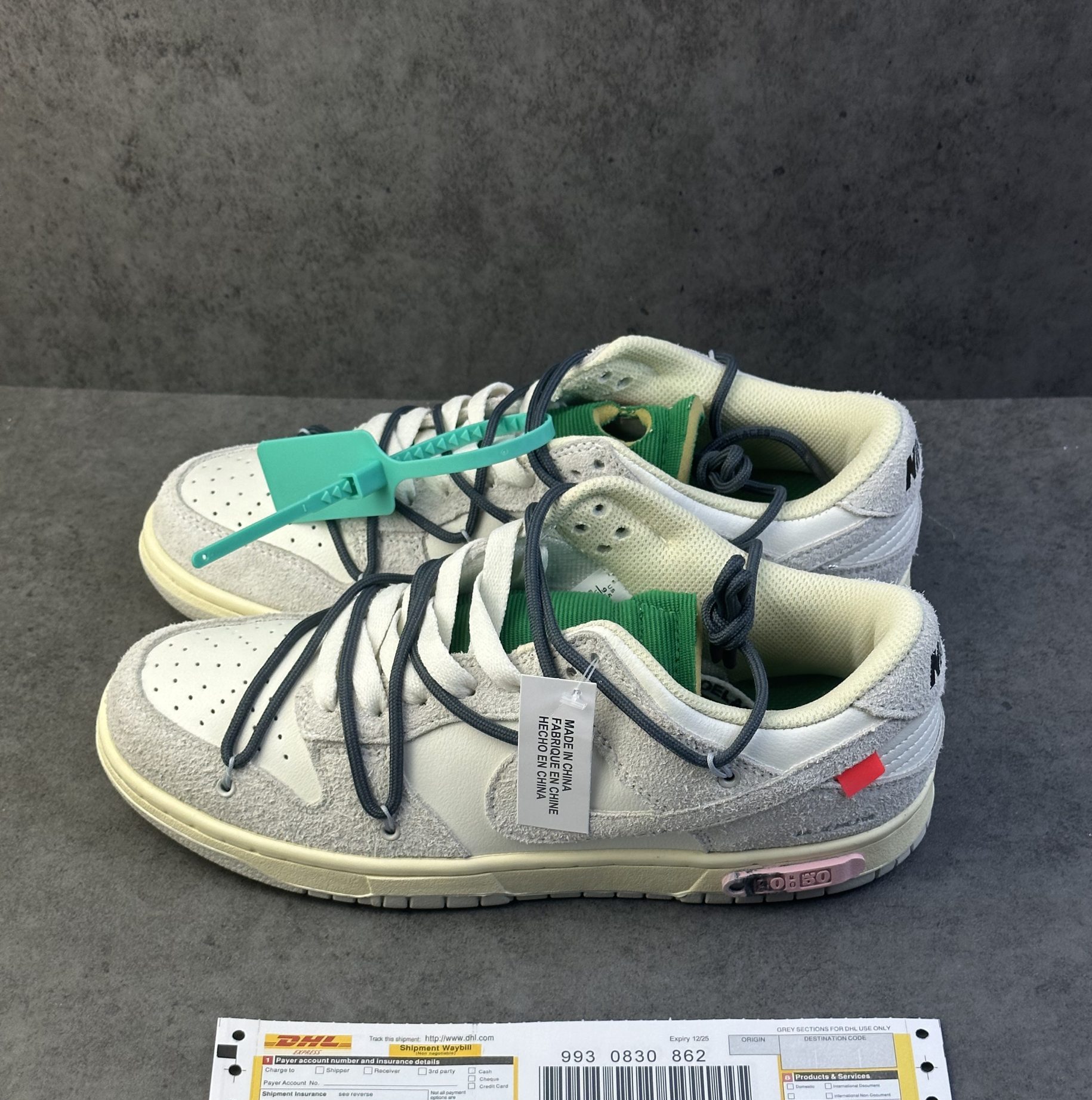 Nike Dunk Low Off-White Lot 20