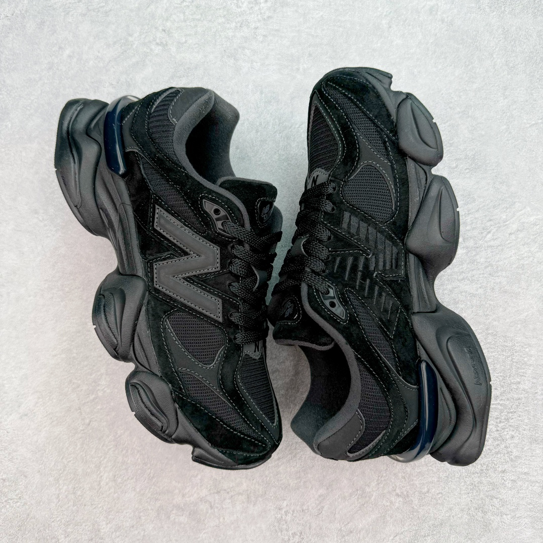 New Balance 9060 Triple Black