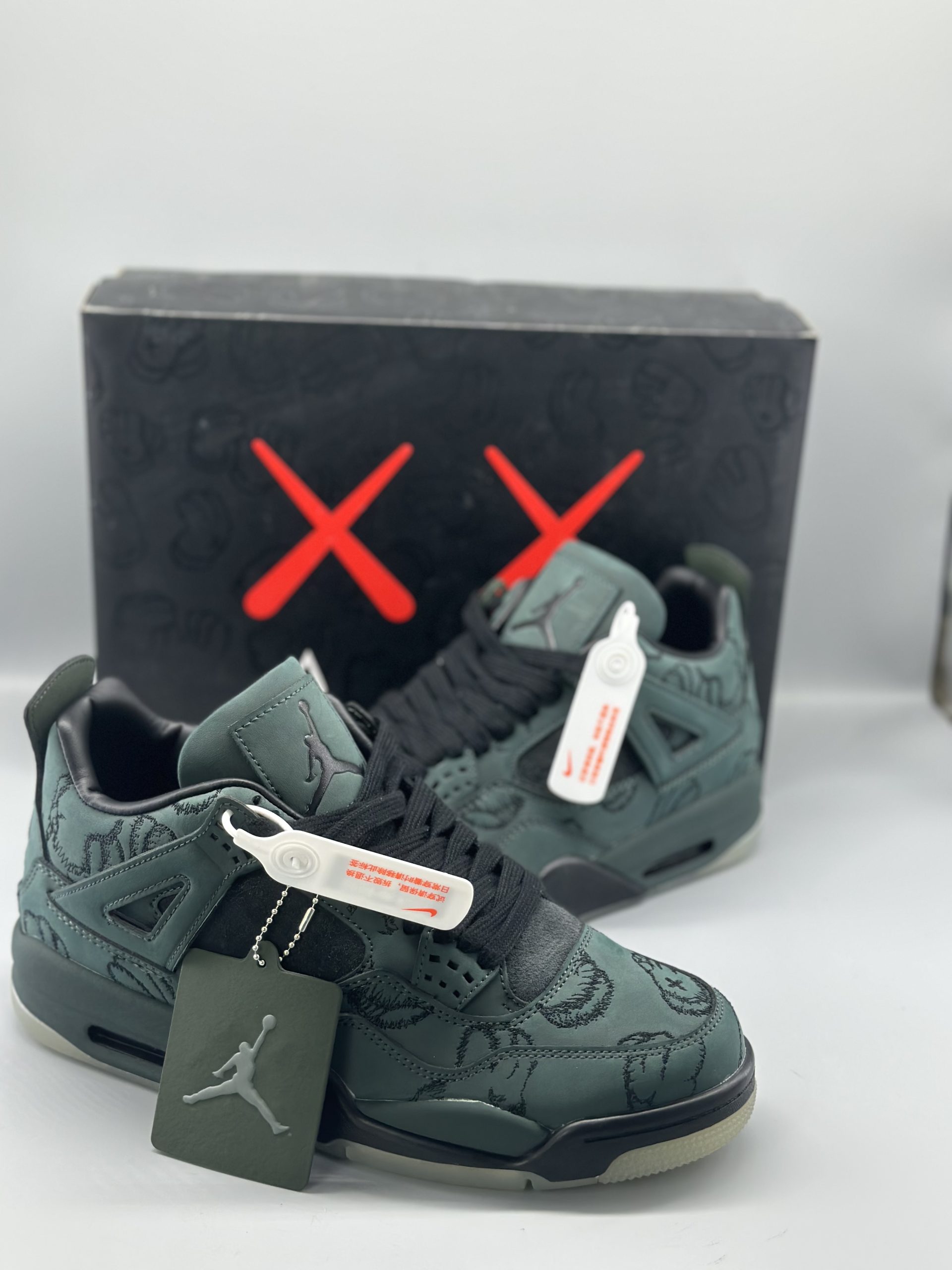 Jordan 4 Air Kaws Green