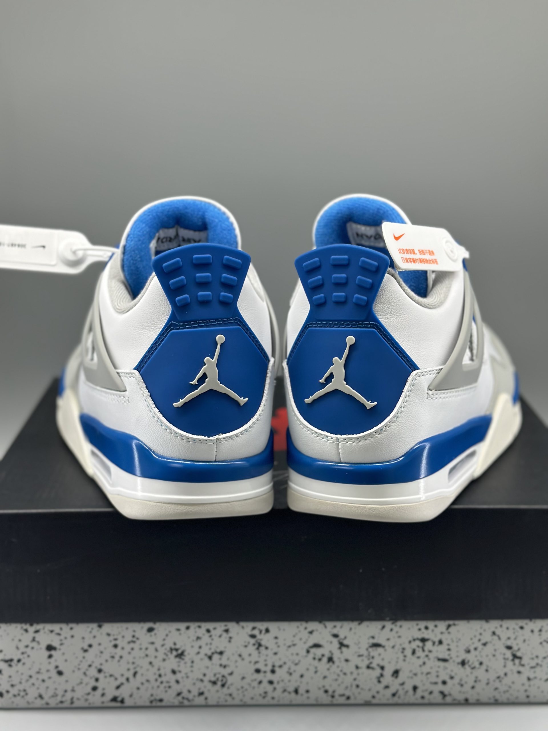 Jordan 4 Retro Military Blue(2012)