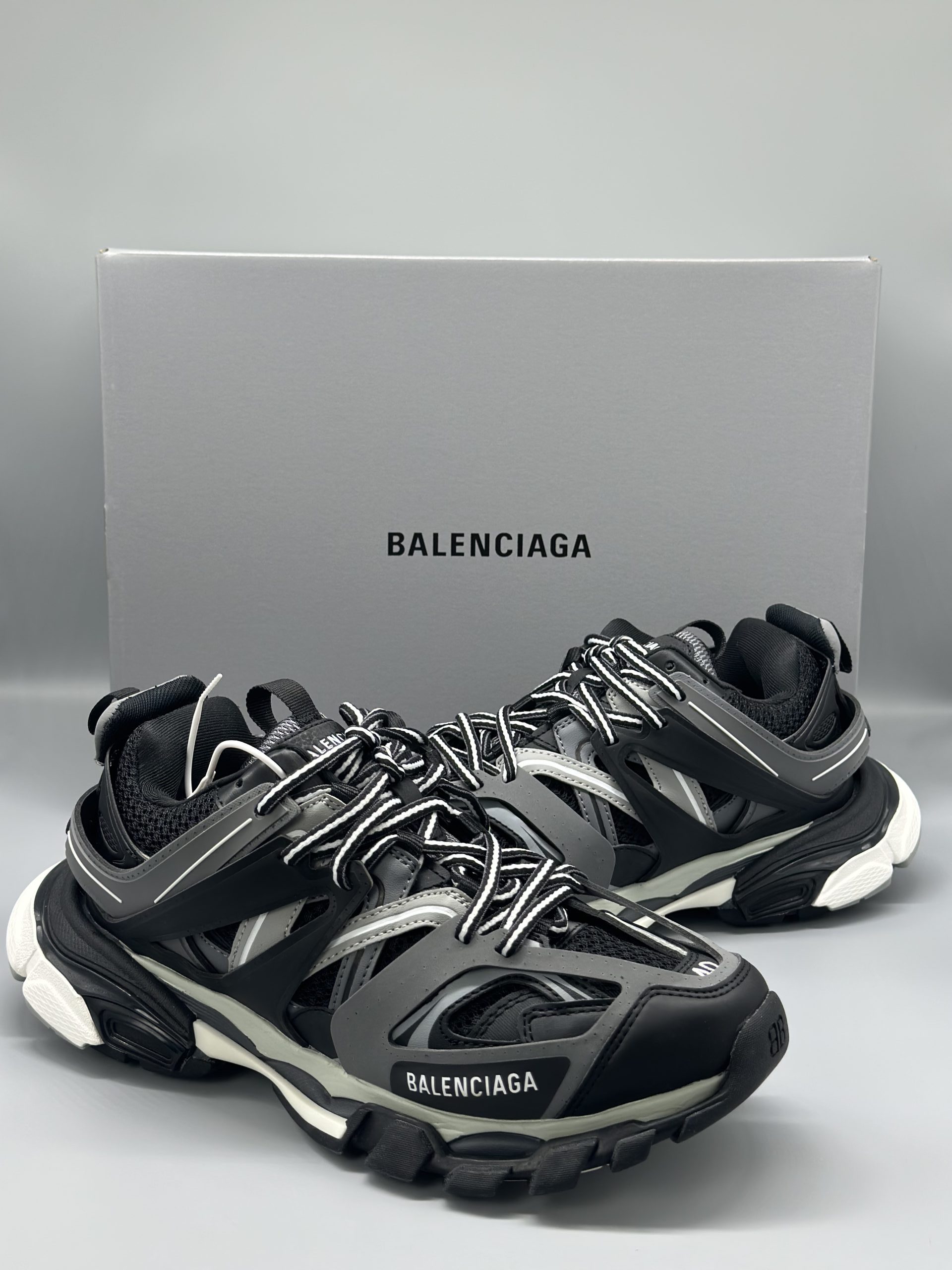 Balenciaga Track Puttee trainers Black/White