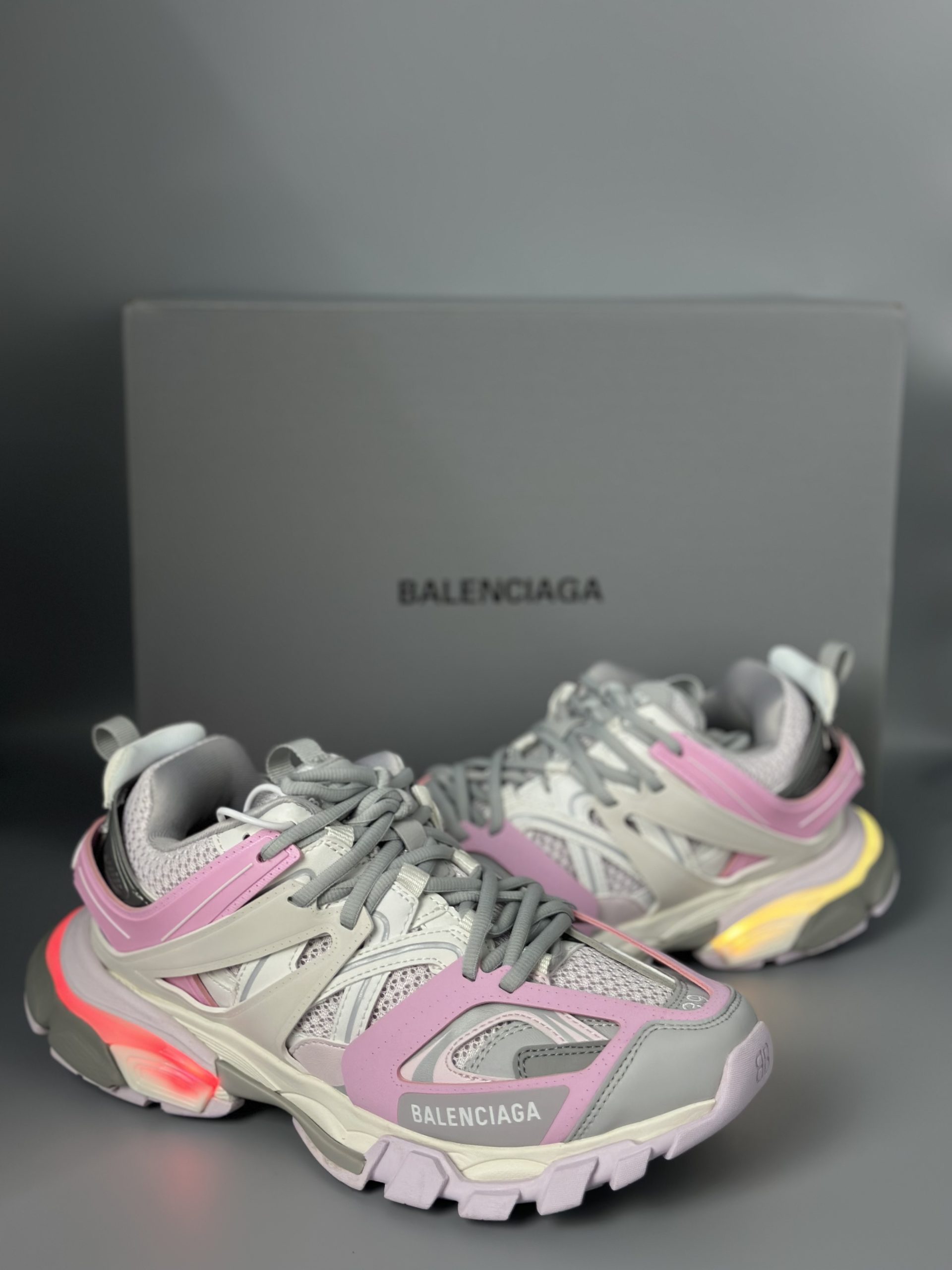 Balenciaga Track PinkishGray Led Track 542023 W3AC1 1095