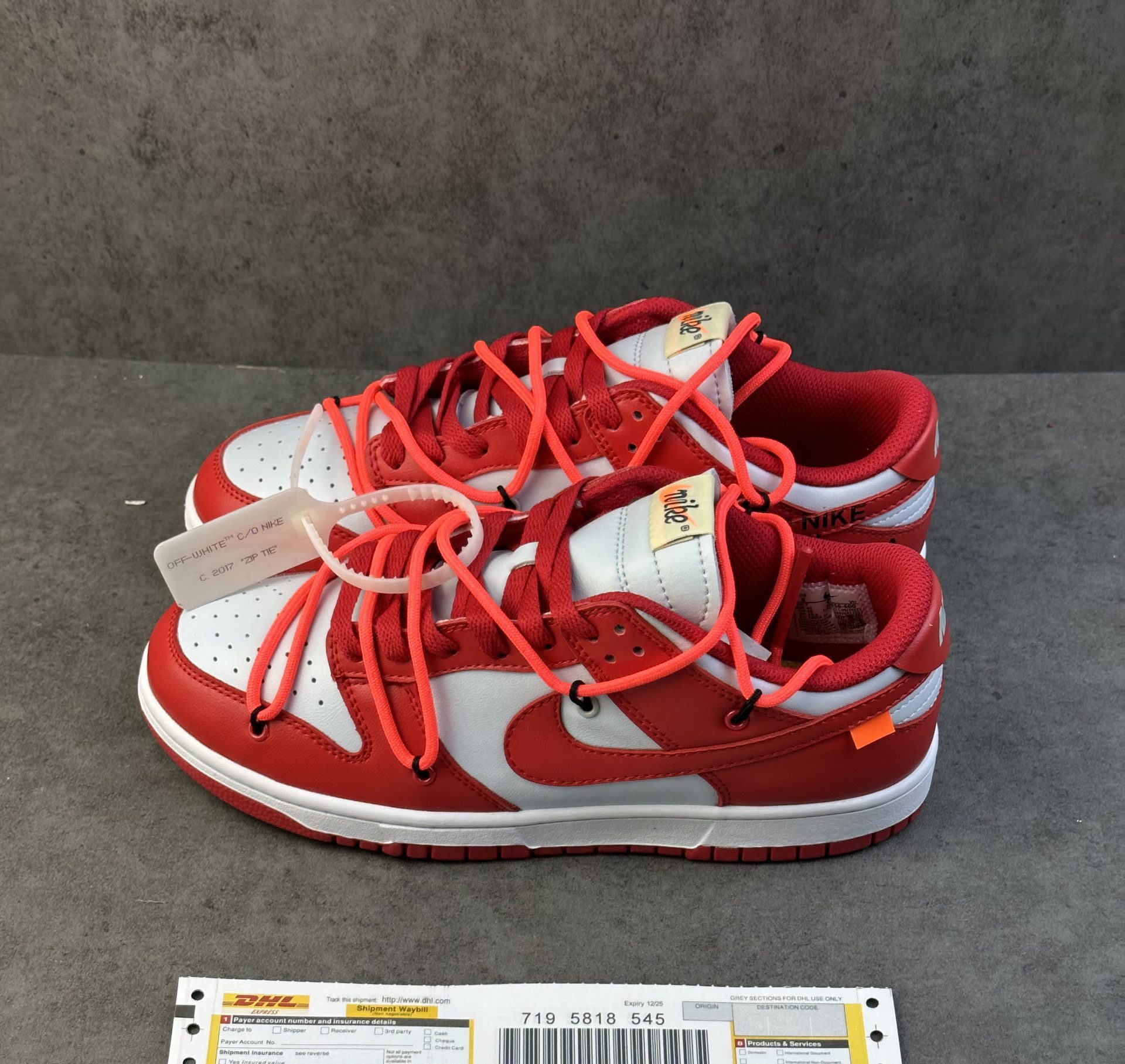Nike Dunk Low Off-White University Red