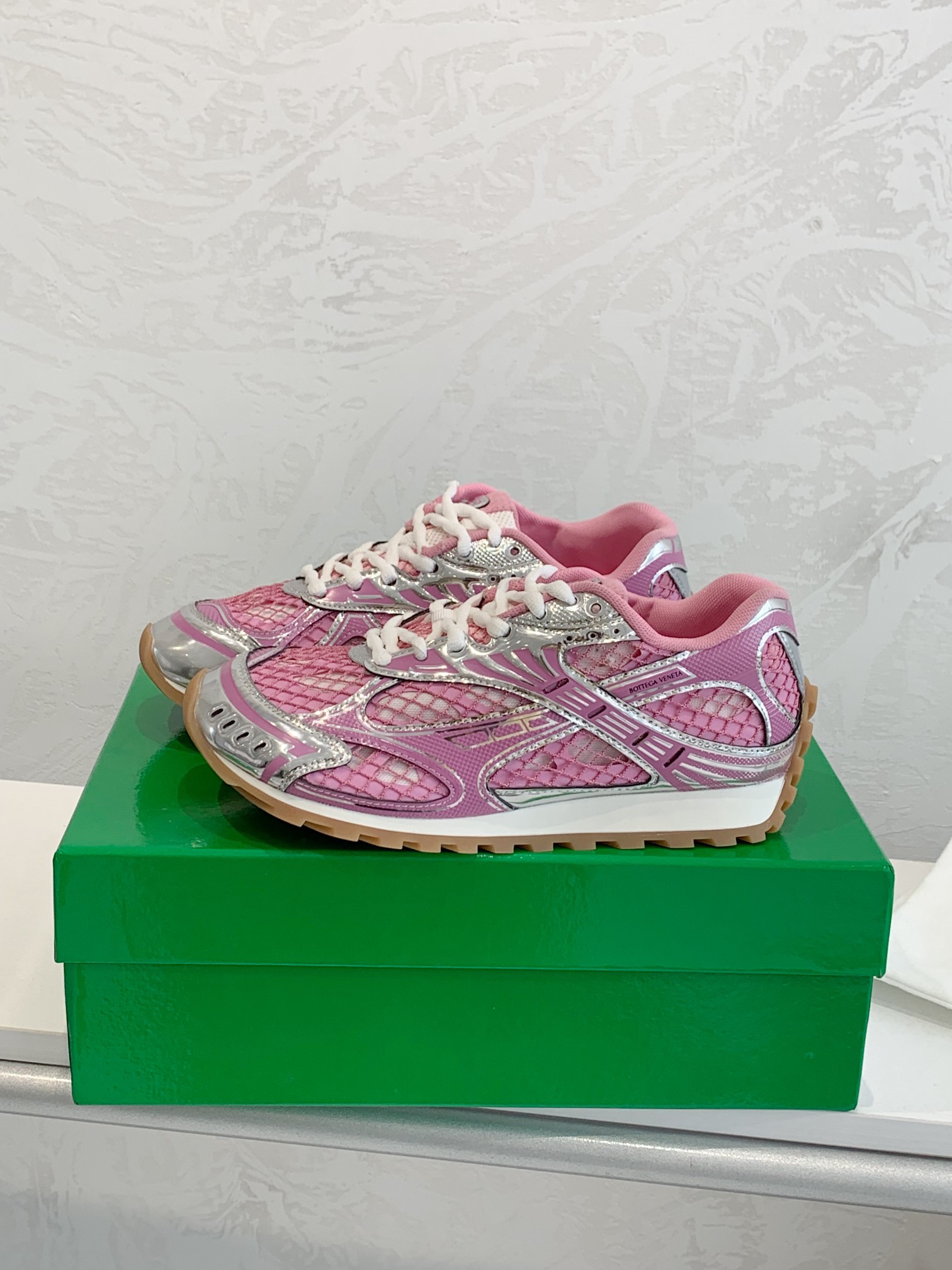 Bottega Veneta Orbit Pink