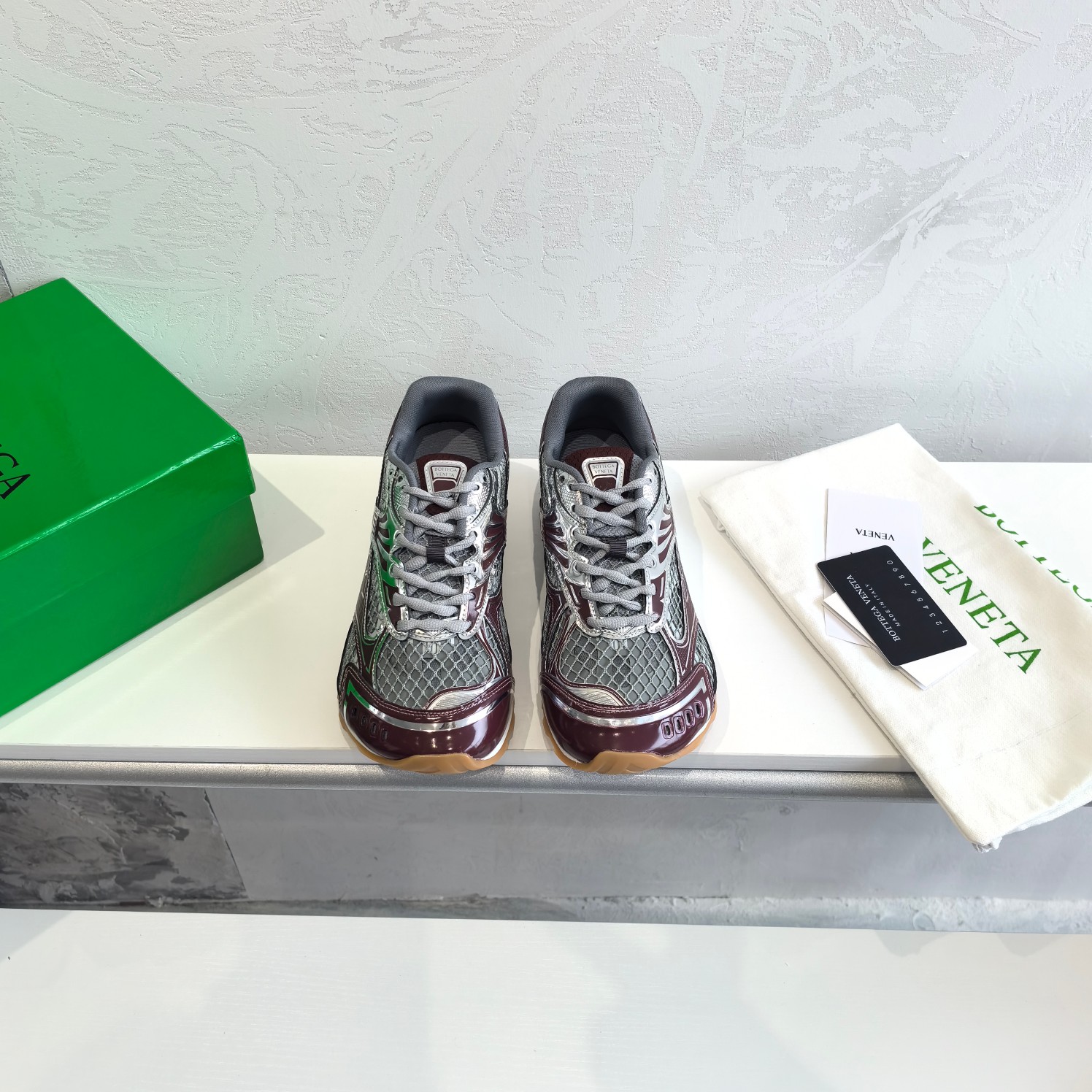 Bottega Veneta Orbit Merlot 755915V2X402244