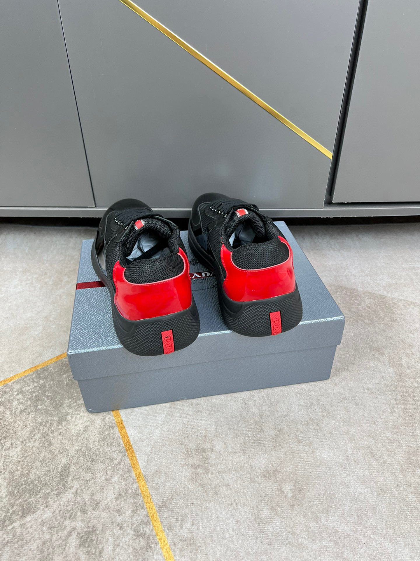 Prada America’s Cup Black Red