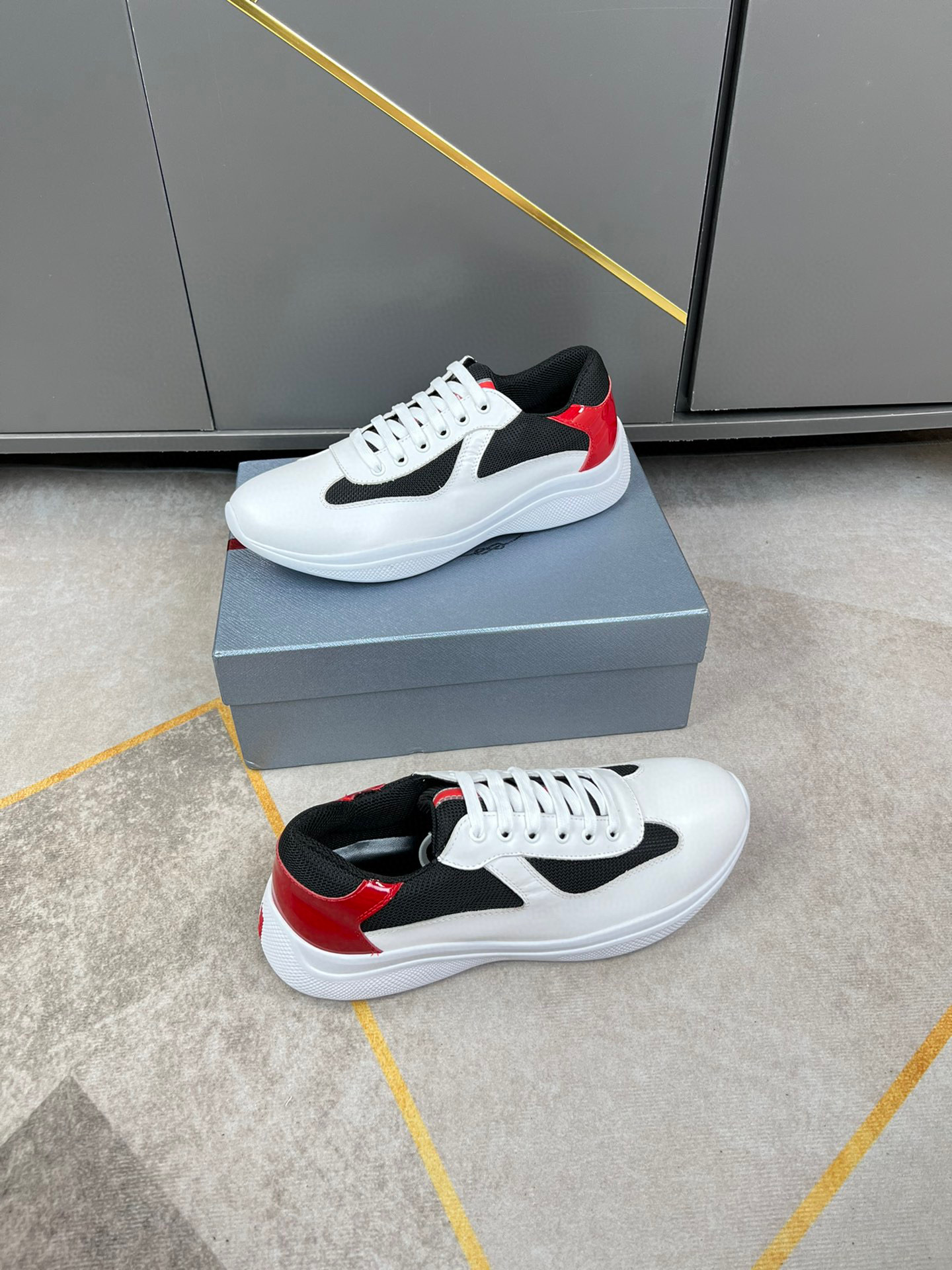 Prada America’s Cup Black White