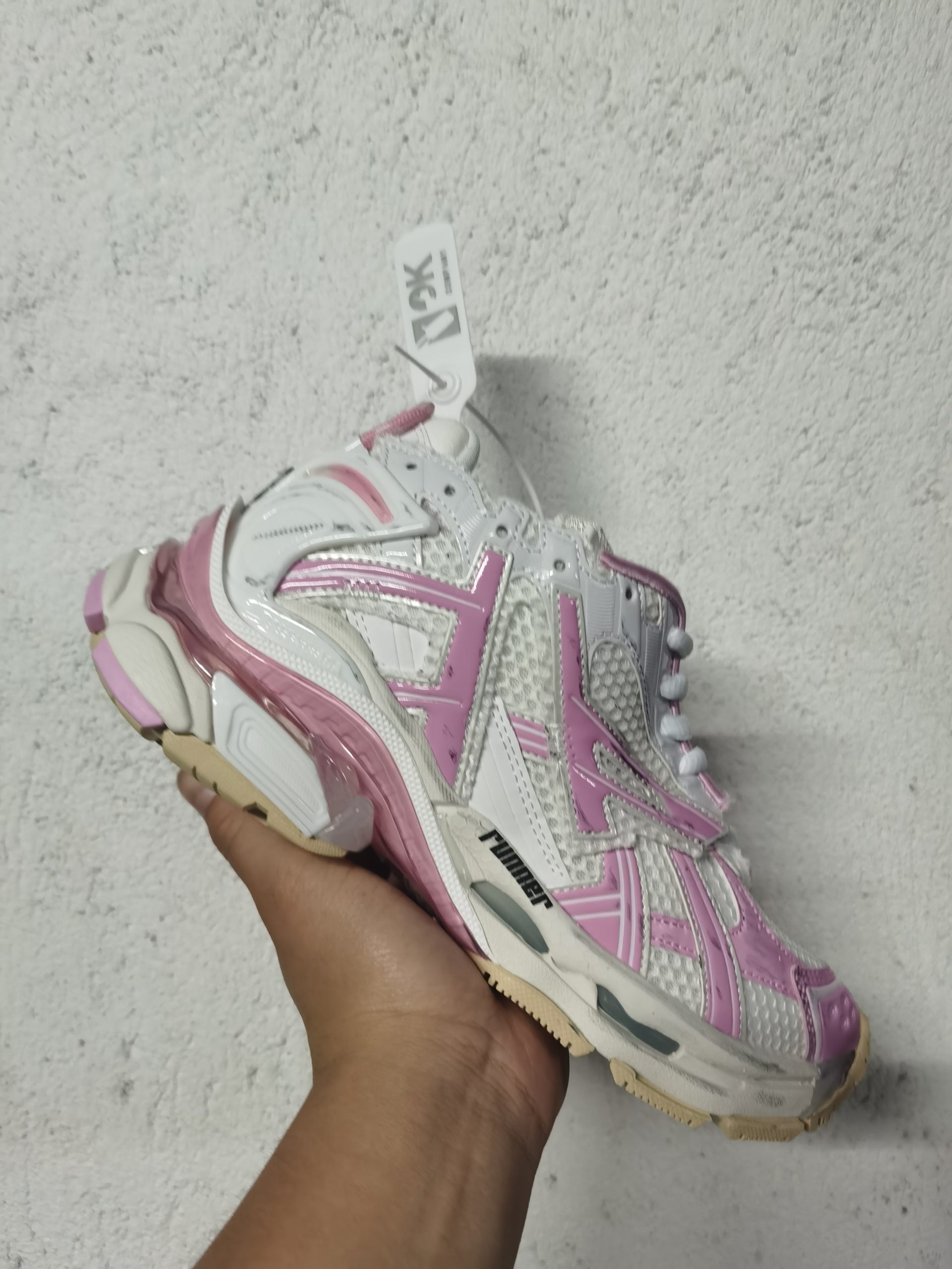 Balenciaga Runner Pink White