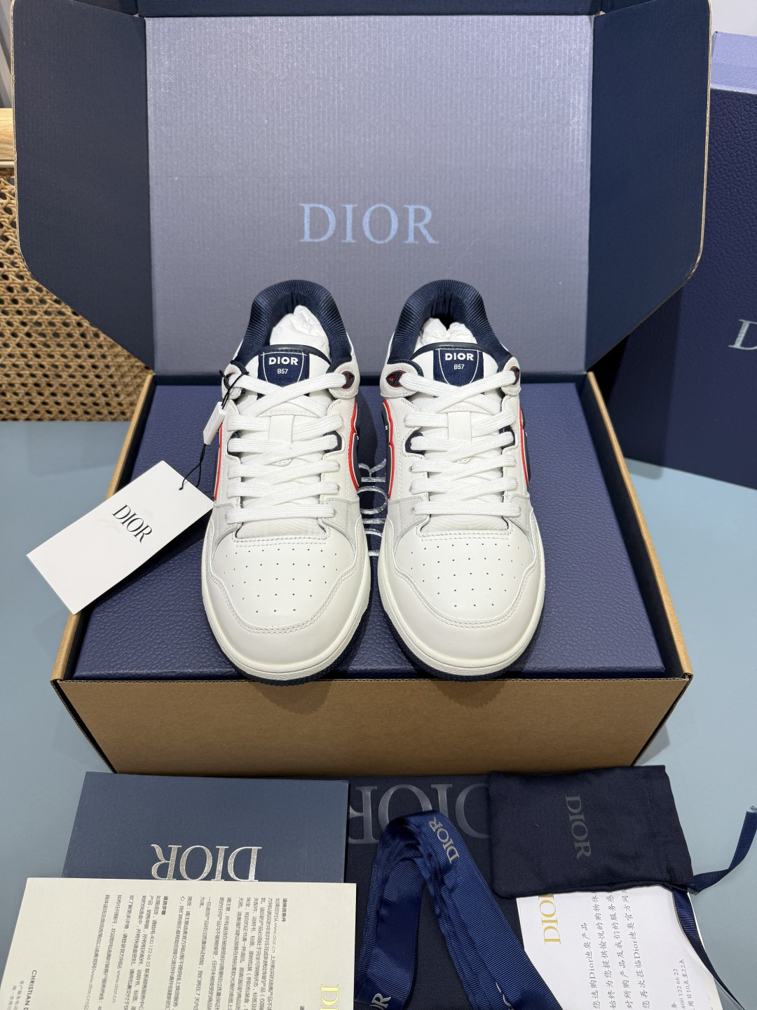 Dior B57 Low Dior Oblique White Navy Blue 3SN318ZXU H553