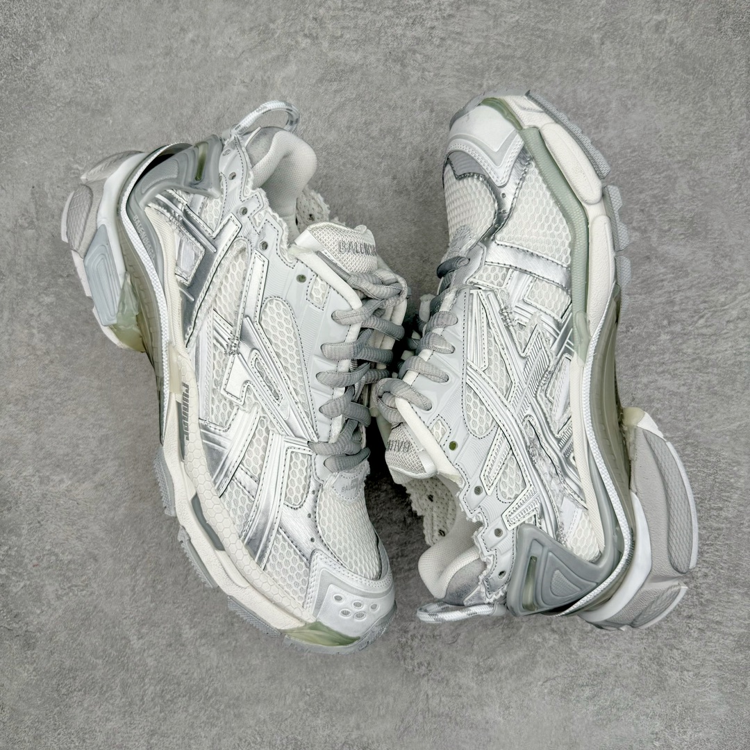 Balenciaga Runner White Grey Silver 677402W3RBL8100