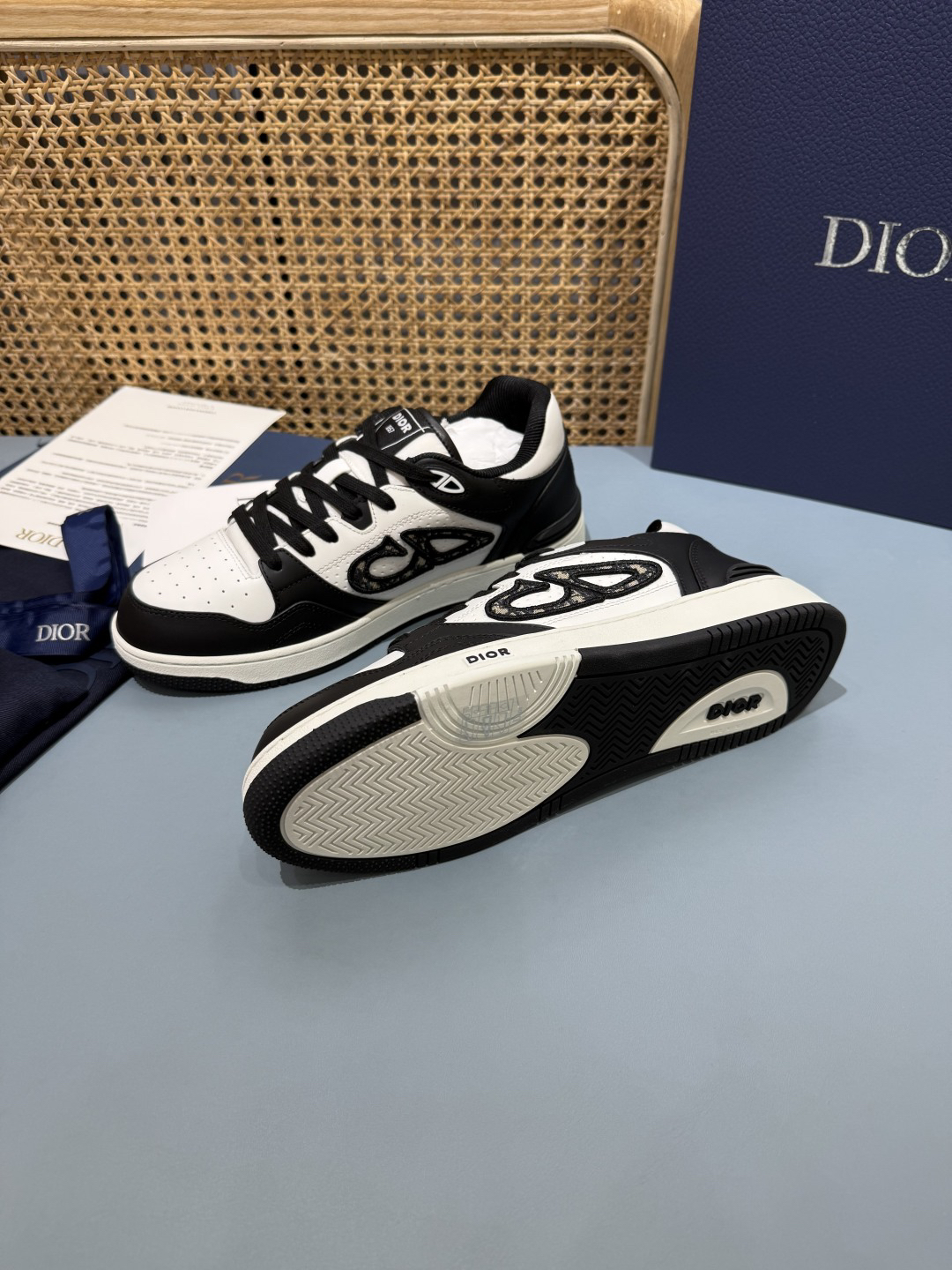 Dior B57 Low Dior Oblique Black White 3SN318ZXU_H960