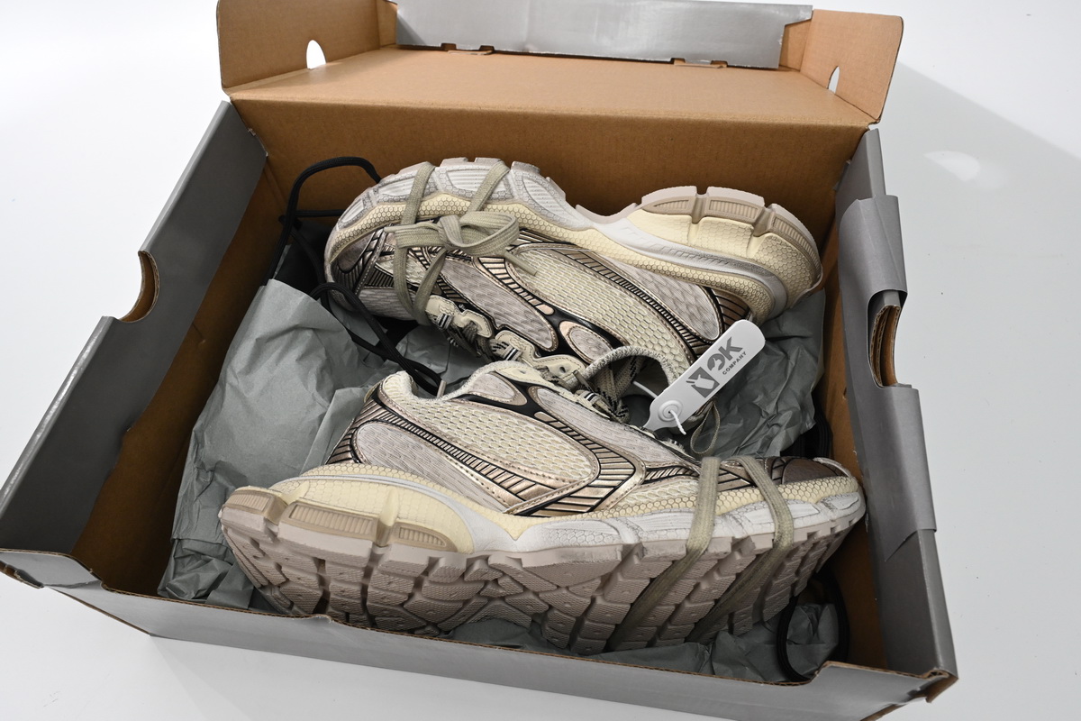 Balenciaga 3XL Black Gray White Gold 734734 W3XL6 0185