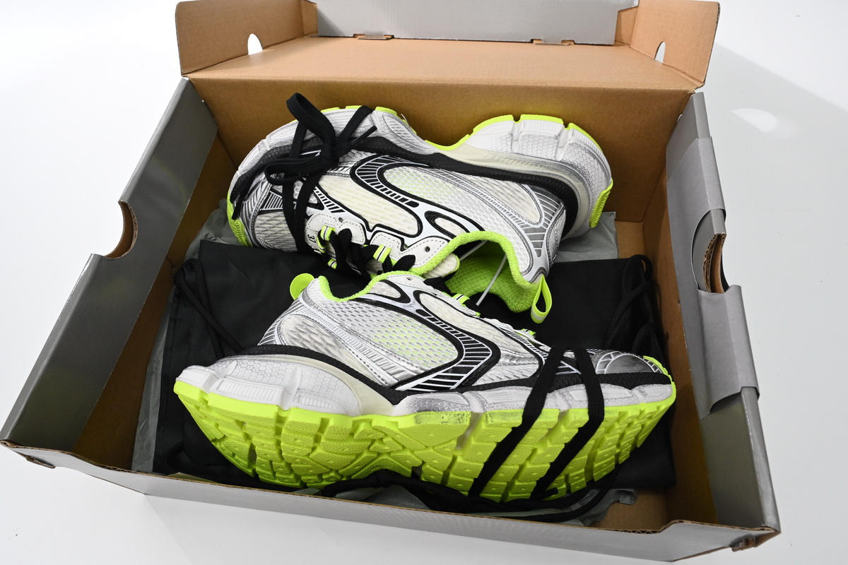 Balenciaga 3XL Black And White Green 734734 W3XL6 9031