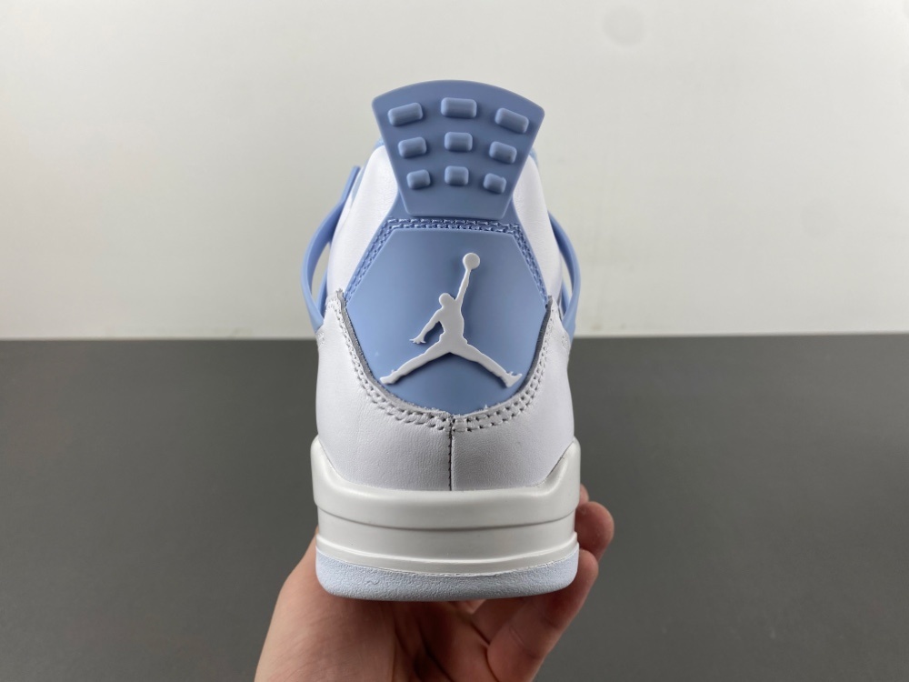 Air Jordan 4 Retro Forget Me Not